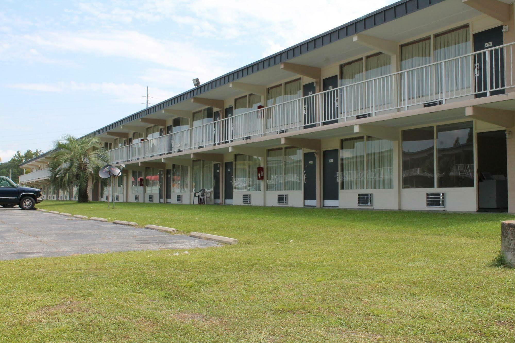 Travelers Inn Kingsland Exterior foto
